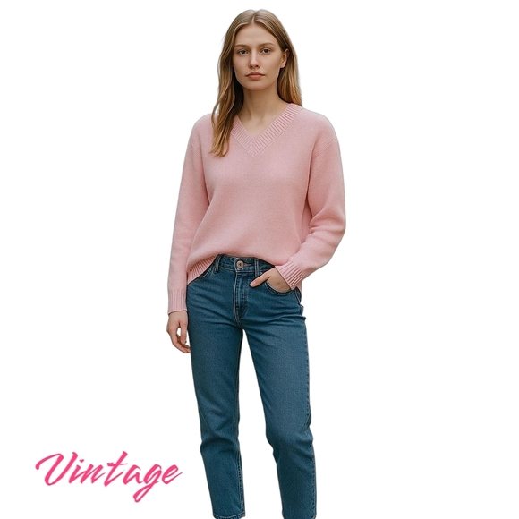 Vintage 1950's Brentshire Sweater Fuzzy Pink Crew Neck Relaxed Fit Knitted Soft - Picture 1 of 8